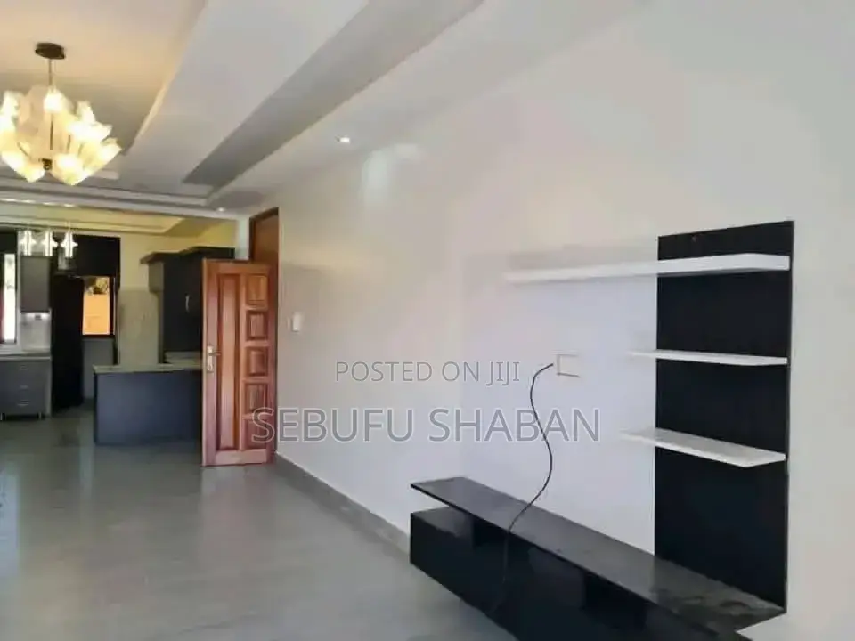 2bdrm House in Kisaasi, Central Division for rent in Central Division