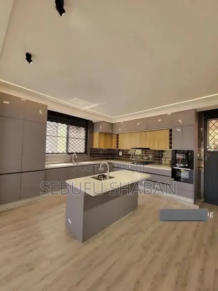 4bdrm House in Standalone Kisaasi, Central Division for rent in Central Division