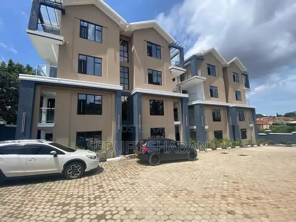 2bdrm House in Kisaasi, Central Division for rent in Central Division