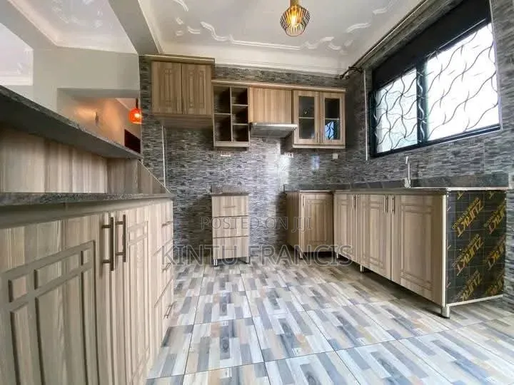 2bdrm House in Kisaasi, Central Division for rent in Central Division