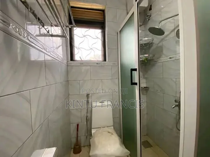 2bdrm House in Kisaasi, Central Division for rent in Central Division