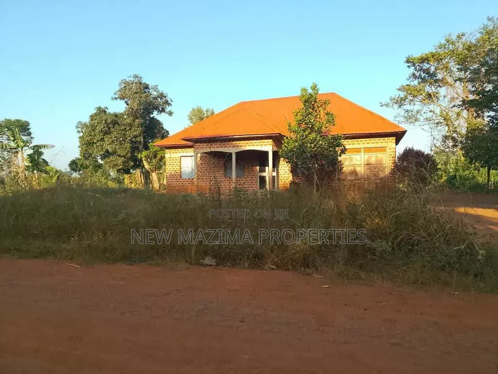3bdrm House in Matuga Semuto Rd, Central Division for sale in Central Division