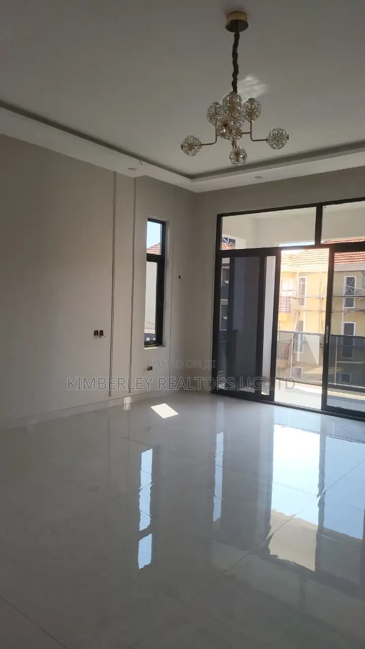 7bdrm Mansion in Central Division for sale in Central Division