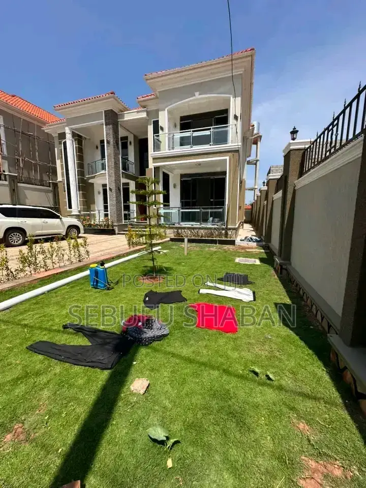 3bdrm House in Standalone Kisaasi, Central Division for rent in Central Division