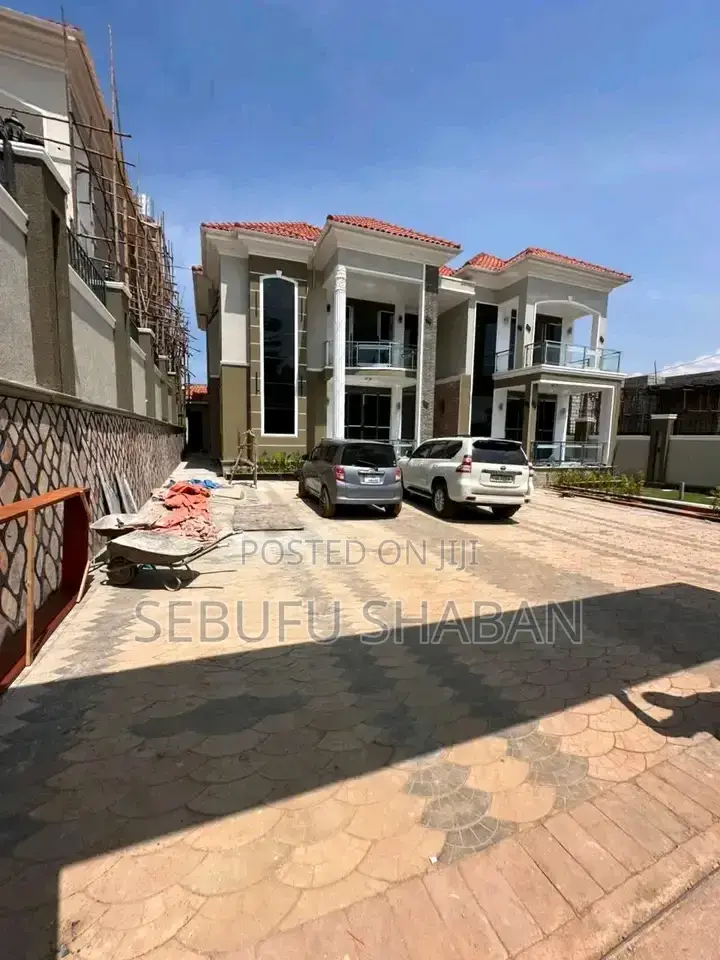 3bdrm House in Standalone Kisaasi, Central Division for rent in Central Division