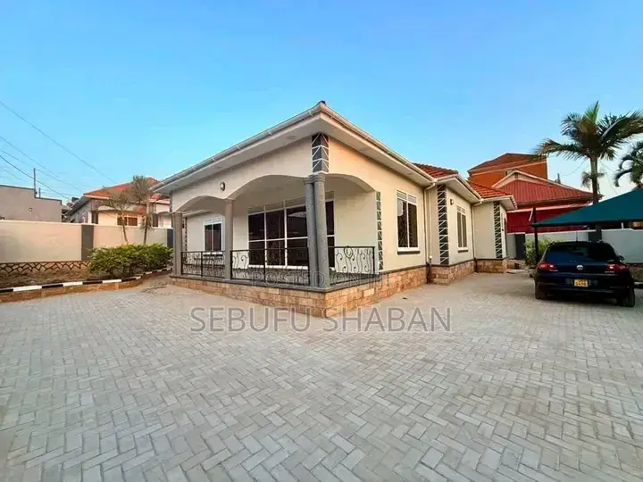 3bdrm House in Standalone Kisaasi, Central Division for rent in Central Division