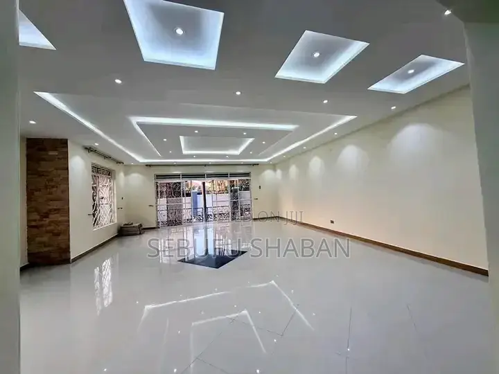 3bdrm House in Standalone Kisaasi, Central Division for rent in Central Division