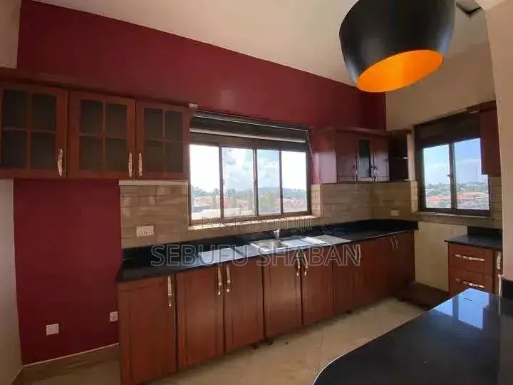 2bdrm House in Kisaasi, Central Division for rent in Central Division