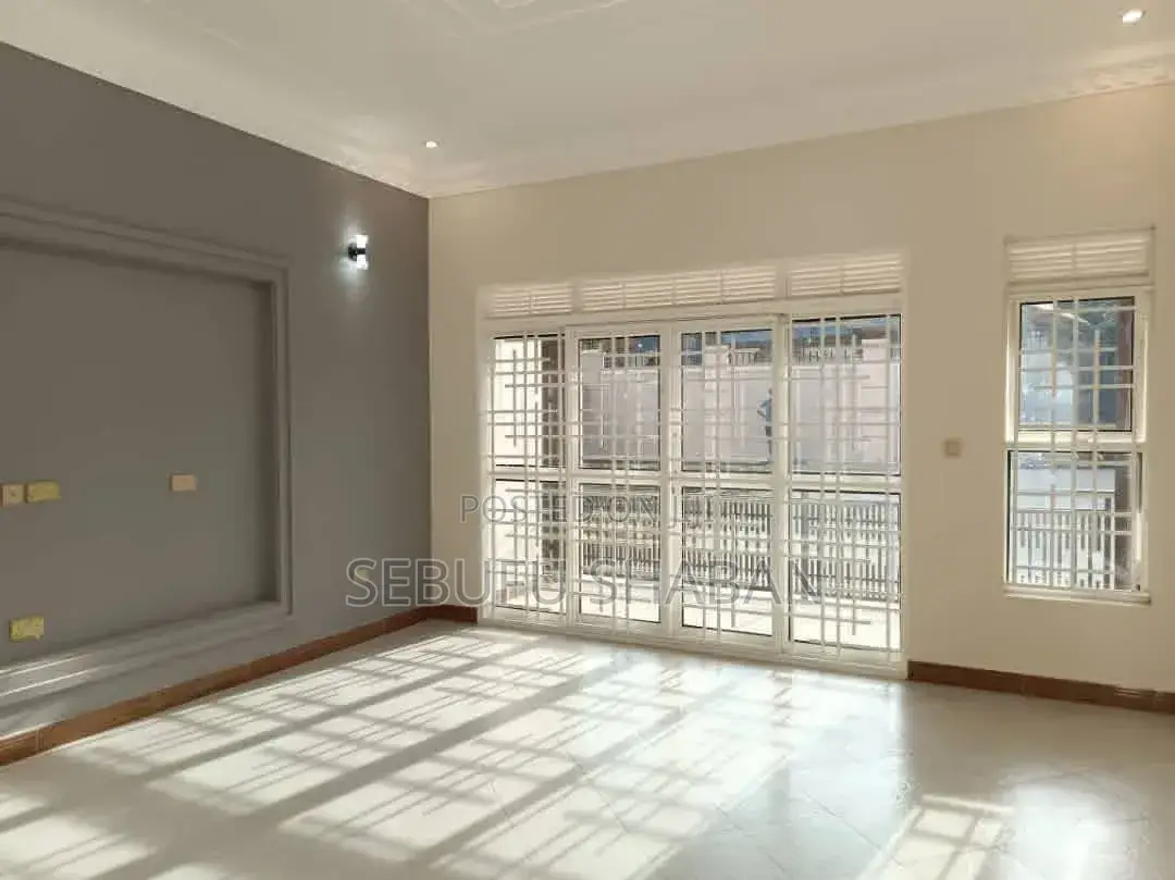 3bdrm House in Standalone Kisaasi, Central Division for rent in Central Division