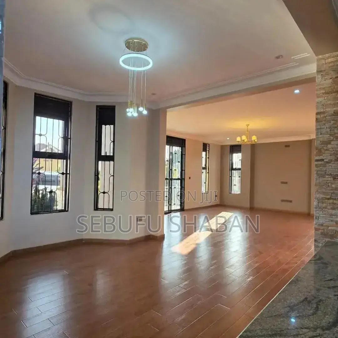 4bdrm House in Standalone Kisaasi, Central Division for rent in Central Division