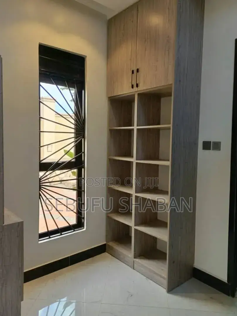 3bdrm House in Standalone Kisaasi, Central Division for rent in Central Division