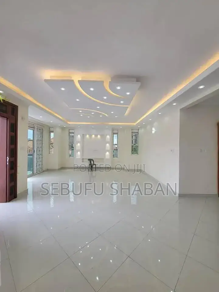 4bdrm House in Standalone Kisaasi, Central Division for rent in Central Division
