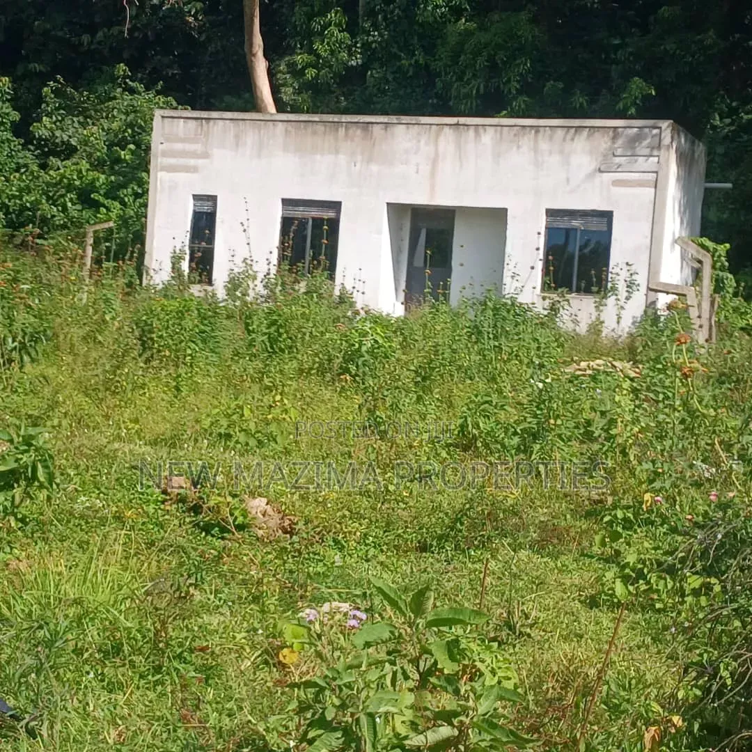2bdrm House in Garuga Ntebe Rd, Central Division for sale in Central Division