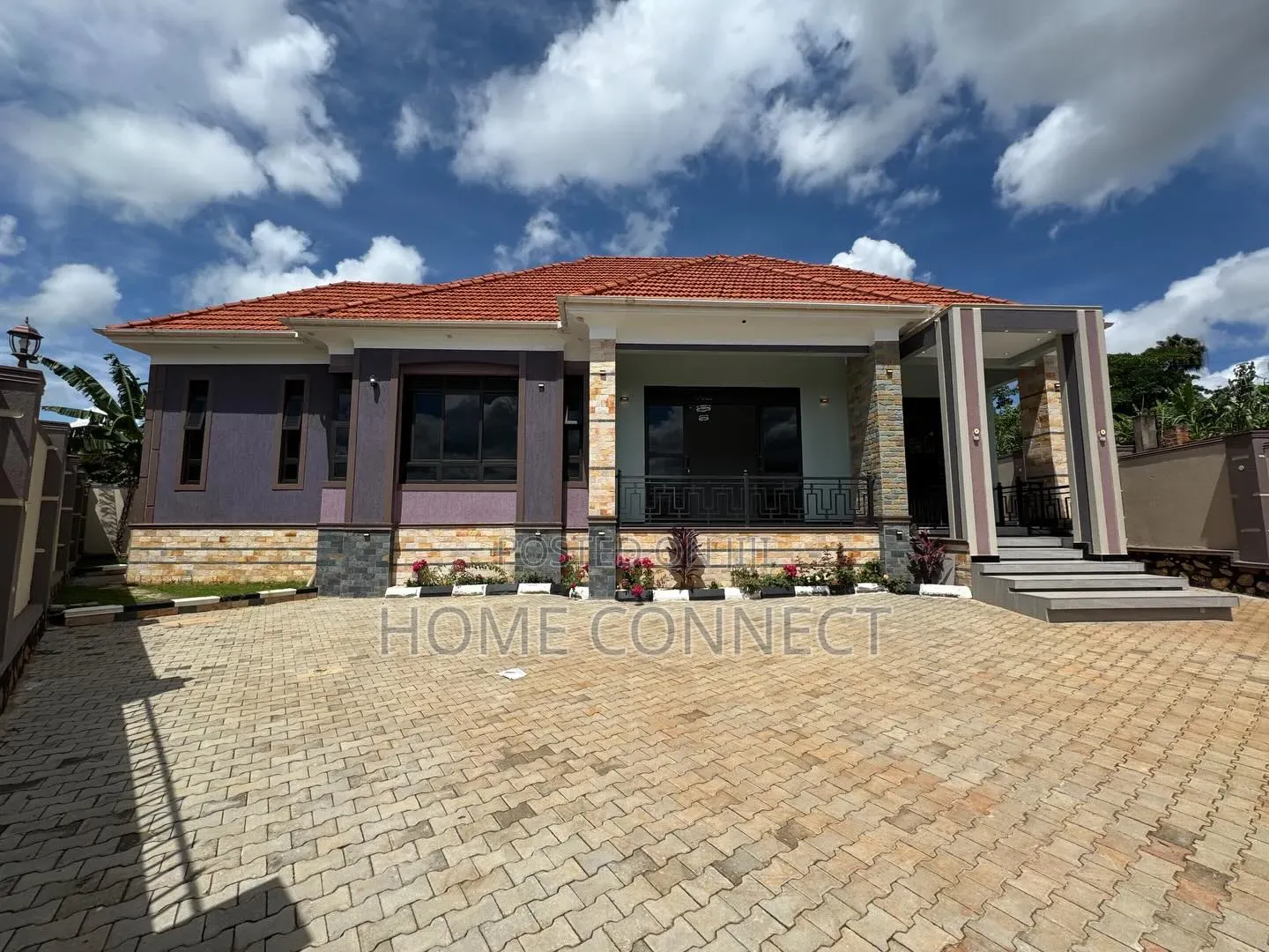 4bdrm House in Luzira Lake Drive, Central Division for rent in Central Division