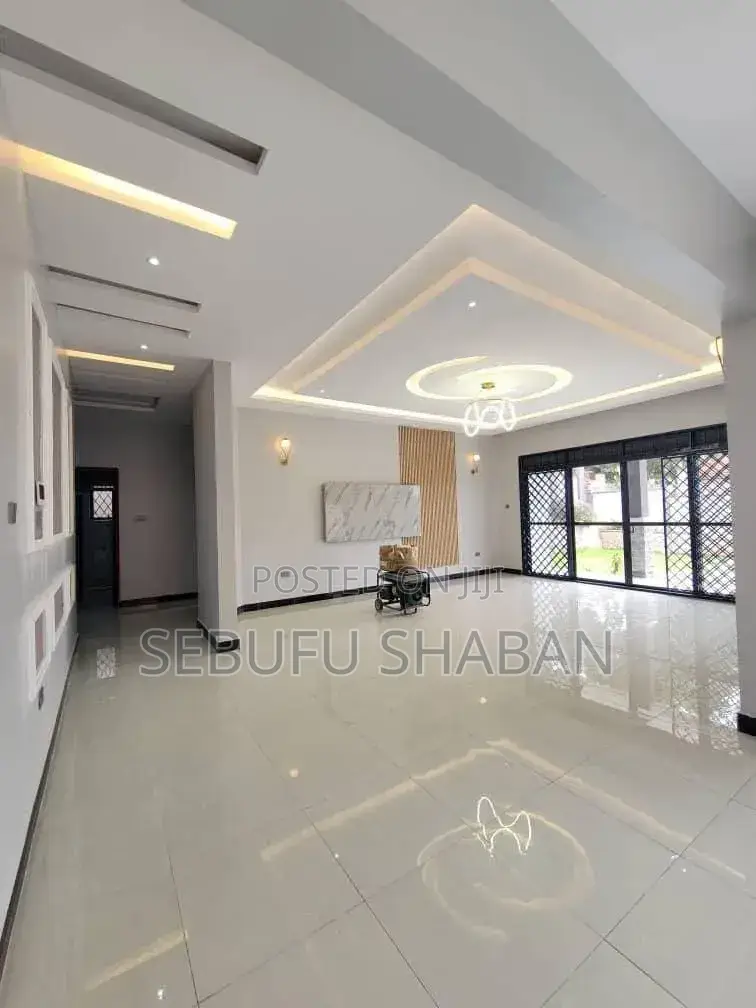 3bdrm House in Standalone Ntinda, Central Division for rent in Central Division