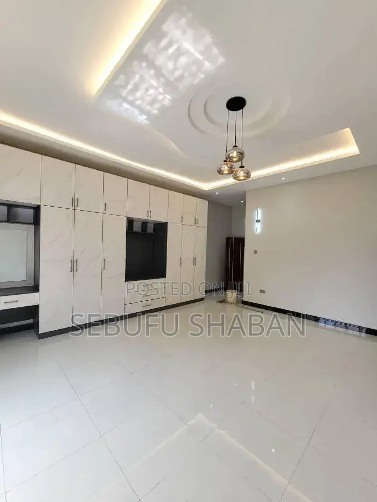 3bdrm House in Standalone Ntinda, Central Division for rent in Central Division