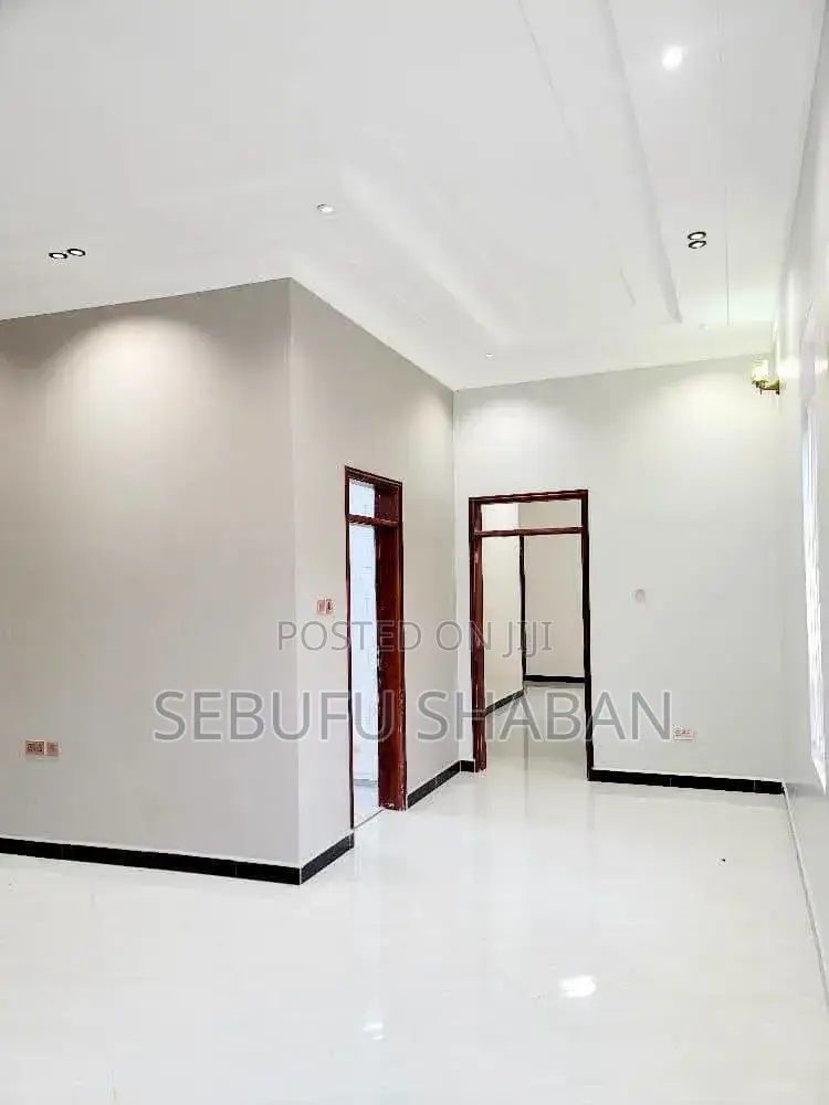 3bdrm House in Standalone Kisaasi, Central Division for rent in Central Division