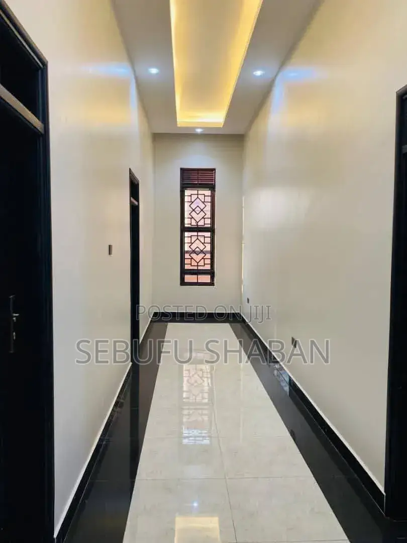3bdrm House in Standalone Ntinda, Central Division for rent in Central Division