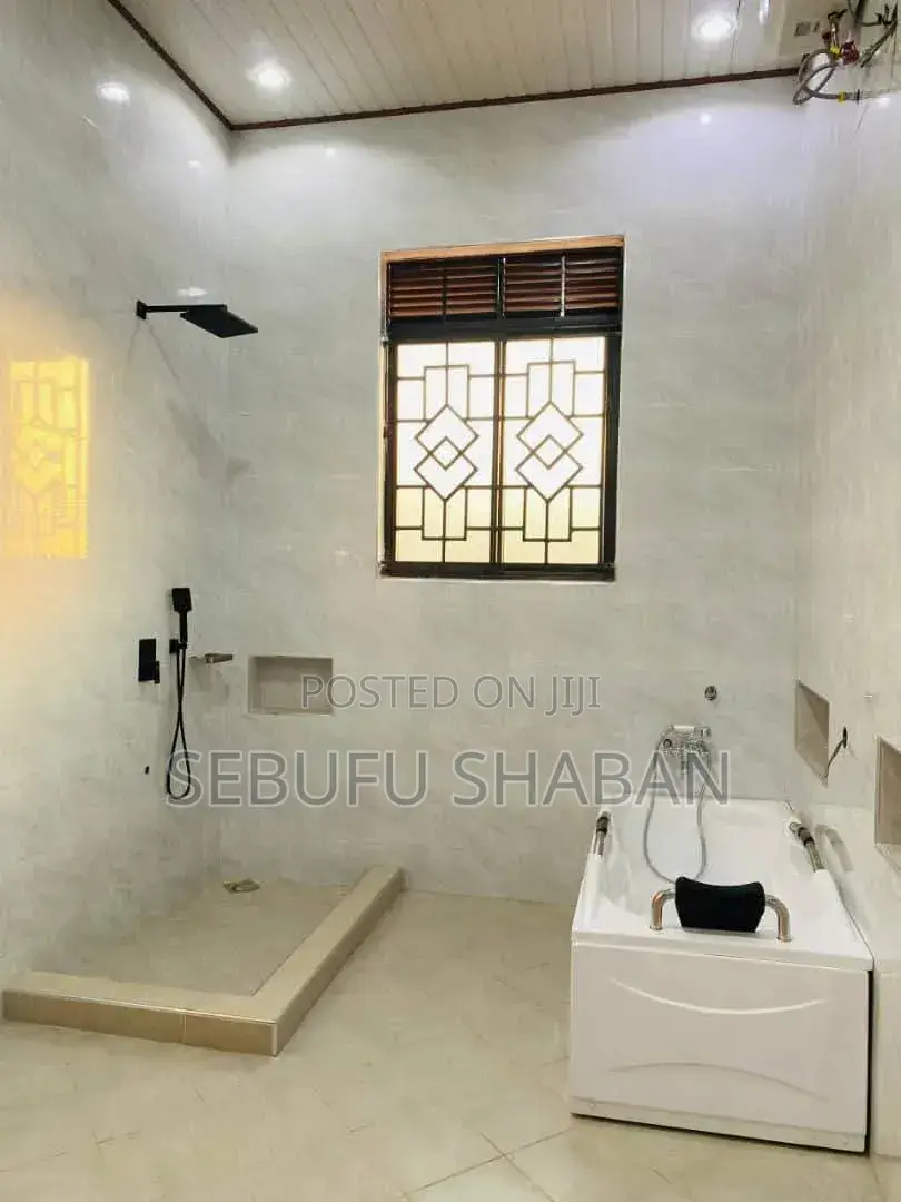 3bdrm House in Standalone Ntinda, Central Division for rent in Central Division