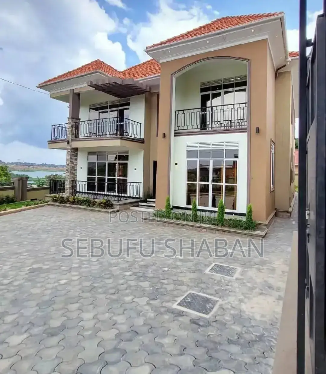 2bdrm House in Kisaasi, Central Division for rent in Central Division