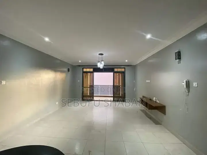 2bdrm House in Kisaasi Bukoto, Central Division for rent in Central Division