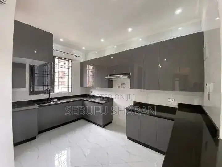 2bdrm House in Kisaasi Bukoto, Central Division for rent in Central Division