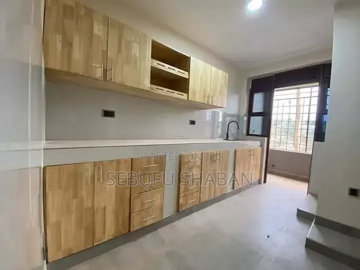 2bdrm House in Kisaasi, Central Division for rent in Central Division