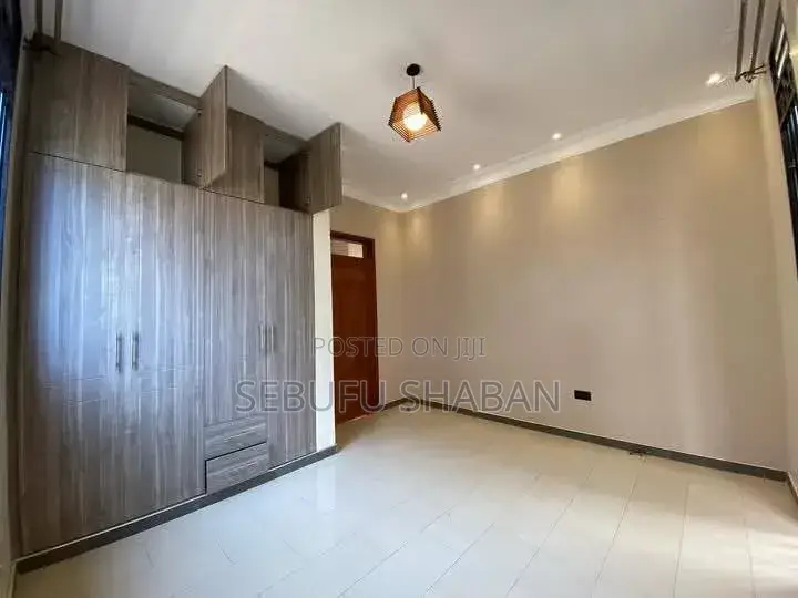 2bdrm House in Kisaasi Bukoto, Central Division for rent in Central Division