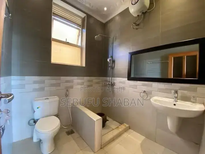 2bdrm House in Kisaasi Bukoto, Central Division for rent in Central Division