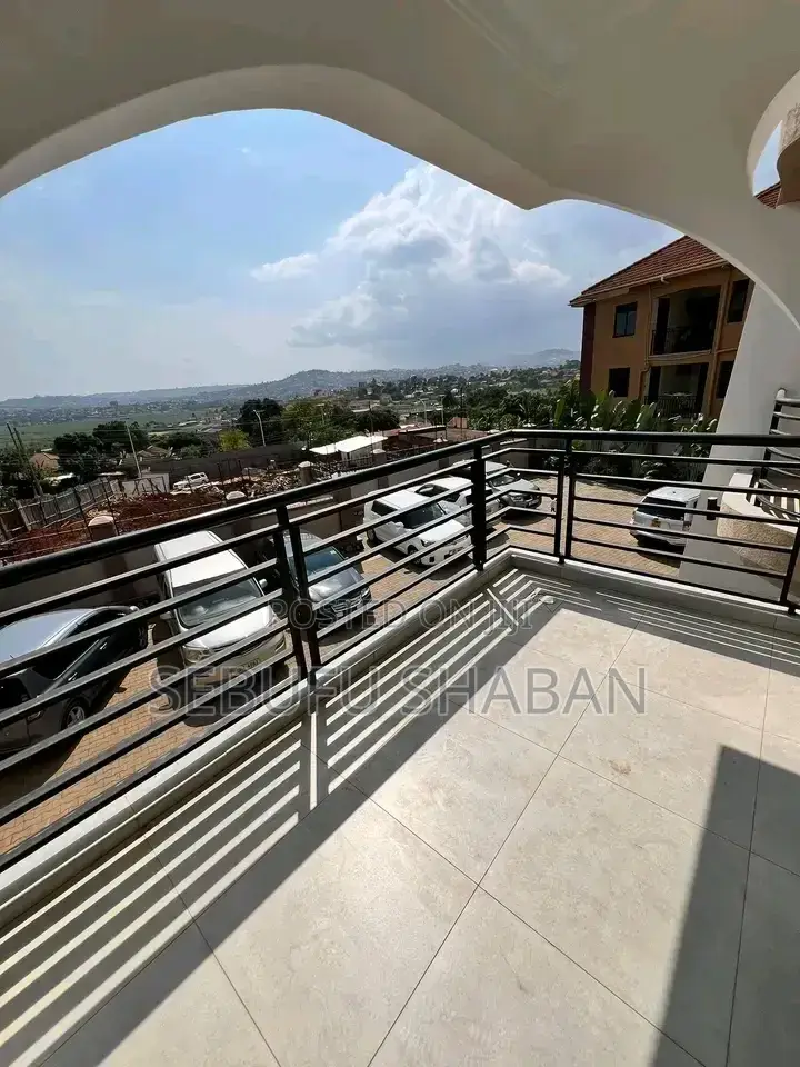 2bdrm House in Kisaasi Bukoto, Central Division for rent in Central Division