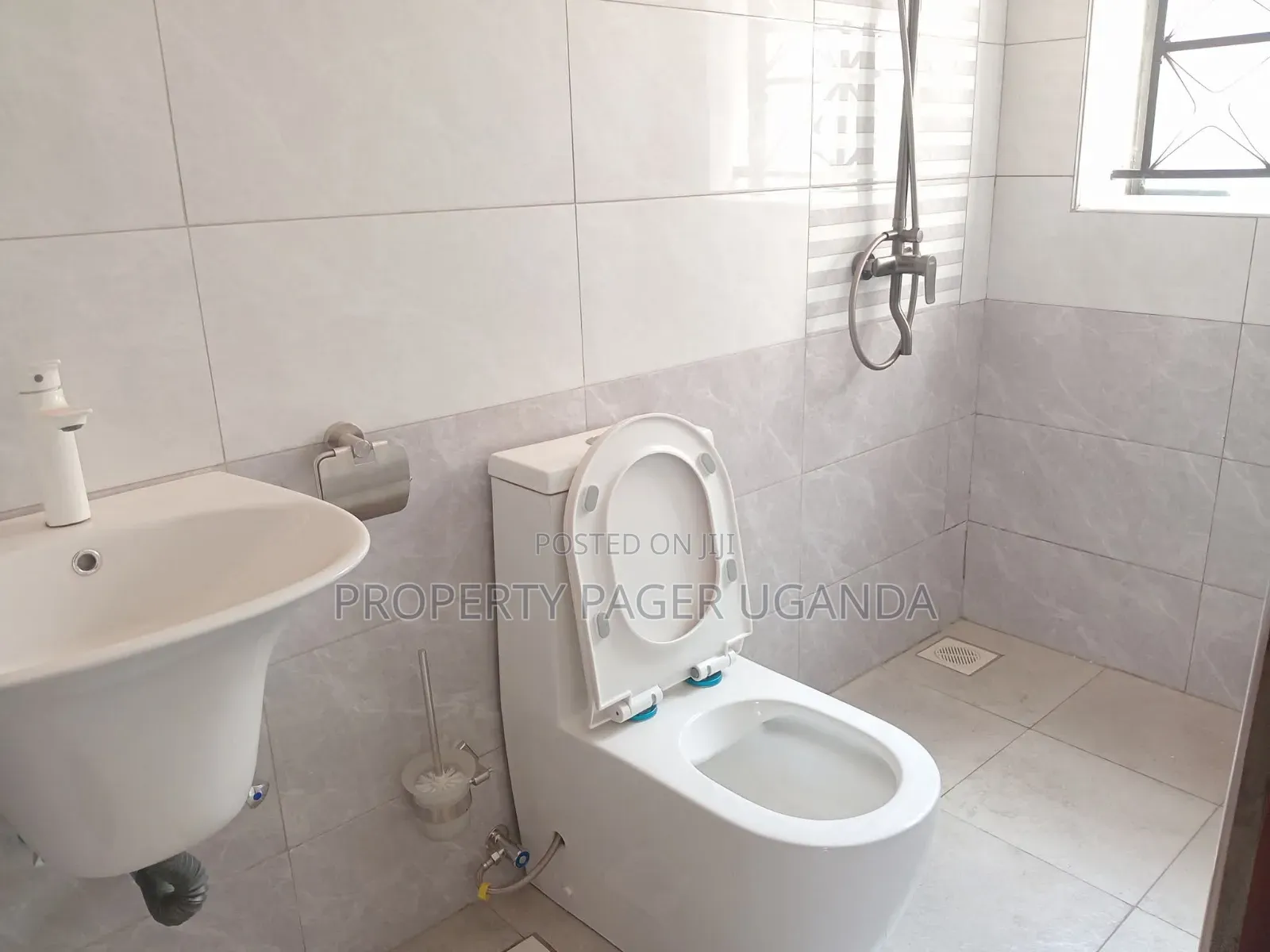 2bdrm Apartment in Buwaate, Kira for rent in Kira