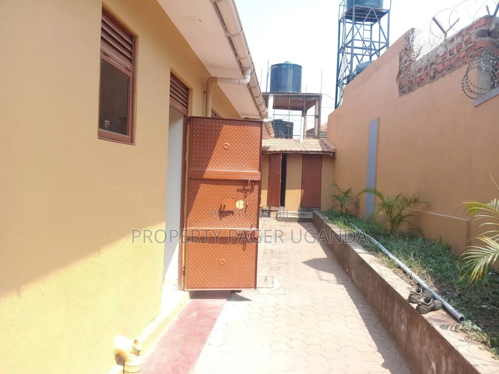 4bdrm Bungalow in Buwaate, Kira for rent in Kira