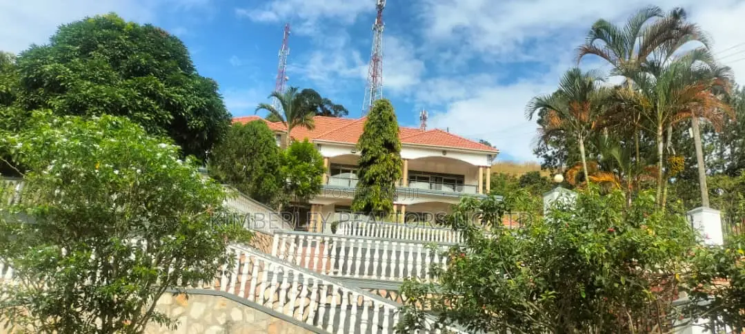 6bdrm House in Nsangi for sale in Nsangi