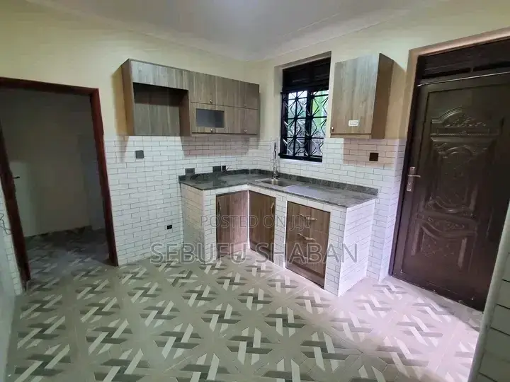 2bdrm House in Kisaasi Bukoto, Central Division for rent in Central Division