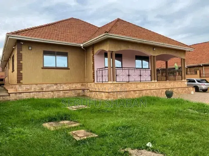 3bdrm House in Standalone Kisaasi, Central Division for rent in Central Division
