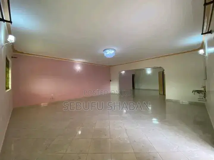 3bdrm House in Standalone Kisaasi, Central Division for rent in Central Division
