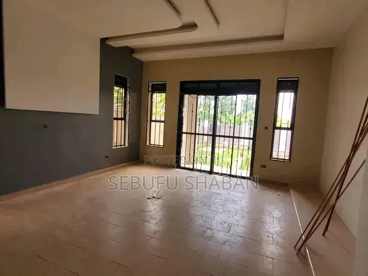 3bdrm House in Kisaasi, Central Division for rent in Central Division