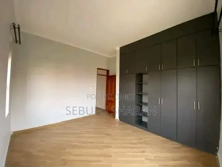 2bdrm House in Bukoto, Central Division for rent in Central Division
