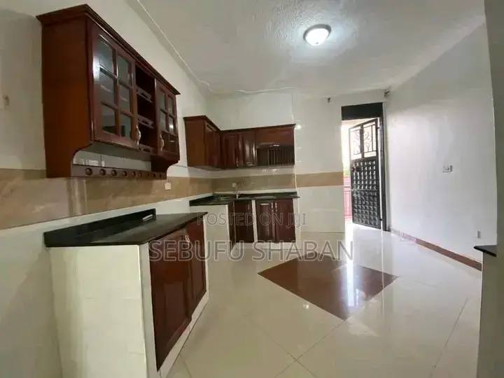 2bdrm House in Kisaasi, Central Division for rent in Central Division