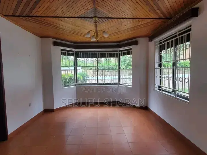 3bdrm House in Standalone Kisaasi, Central Division for rent in Central Division