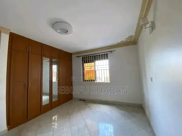 2bdrm House in Kisaasi, Central Division for rent in Central Division
