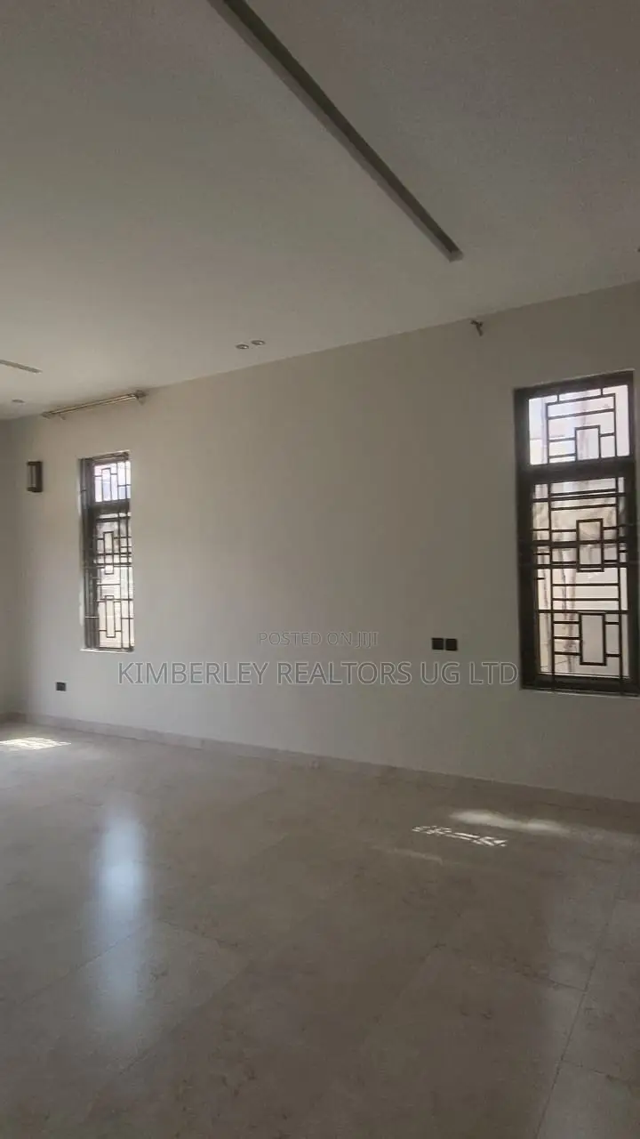 5bdrm House in Kira for sale in Kira