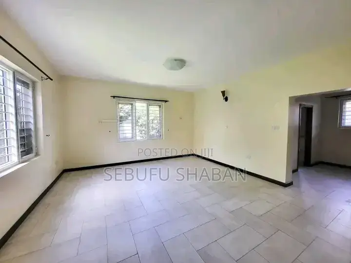 3bdrm House in Standalone Kisaasi, Central Division for rent in Central Division