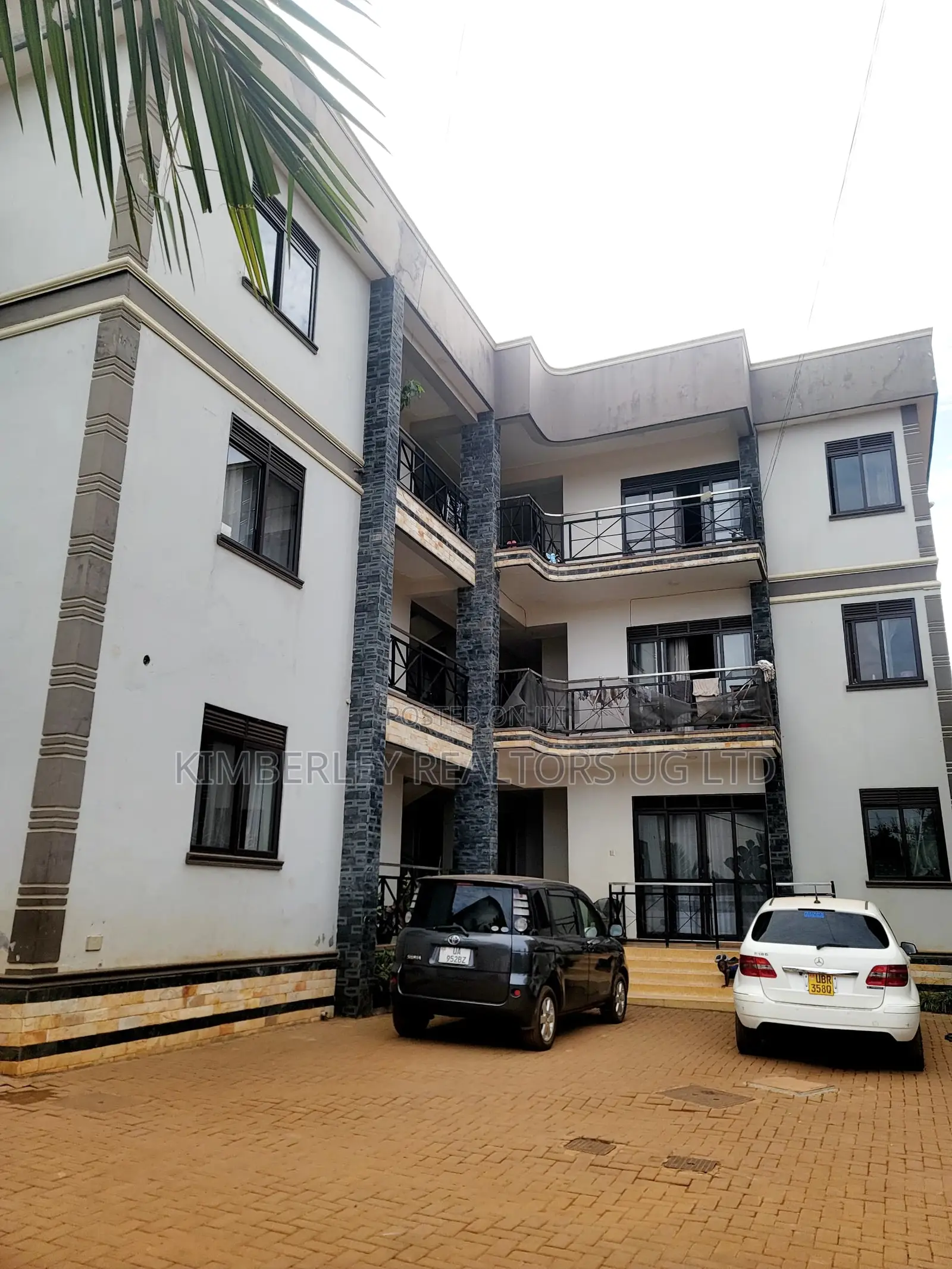 2bdrm Apartment in Division A for sale in Division A