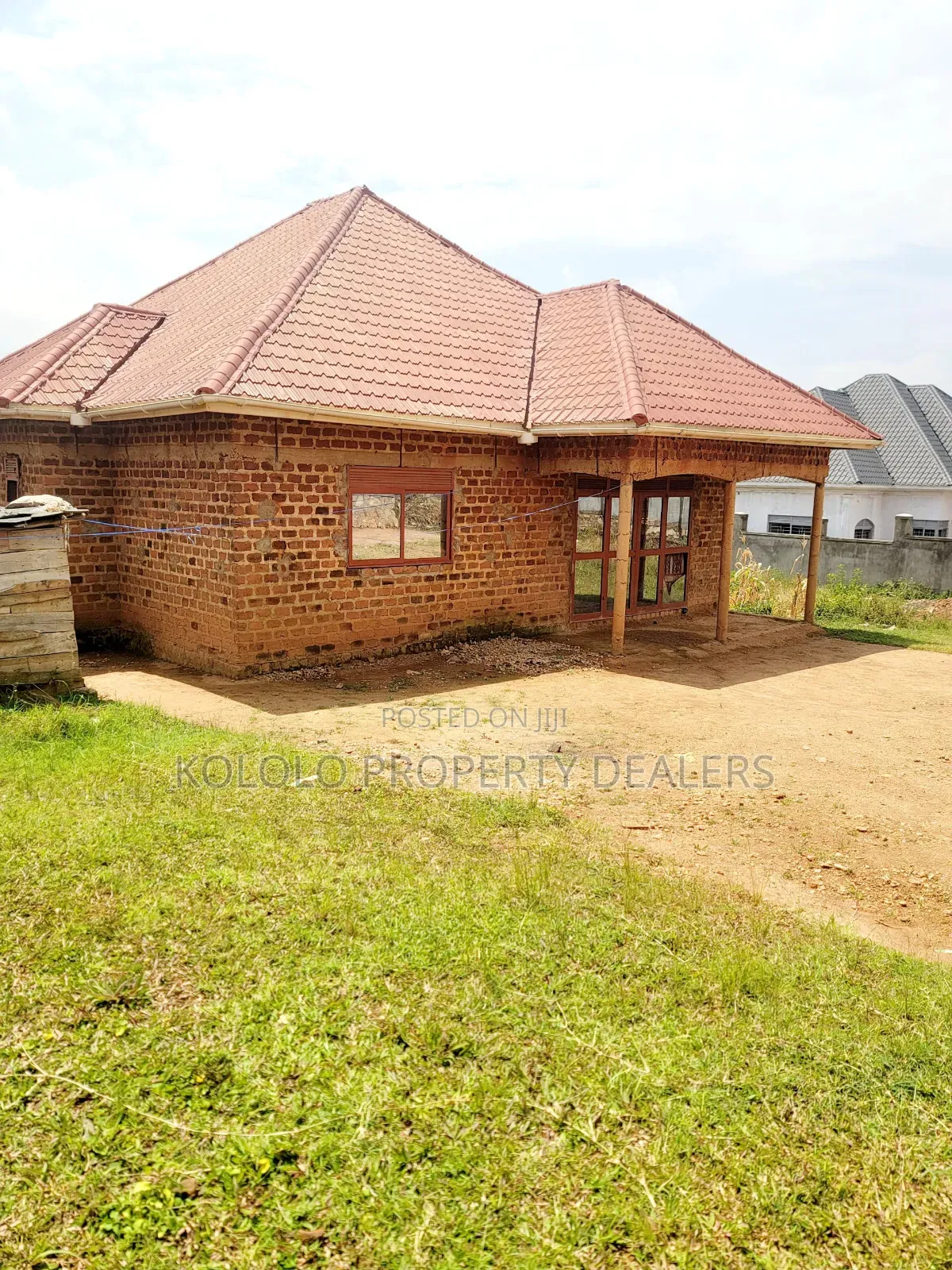 3bdrm Bungalow in Kitende, Central Division for sale in Central Division
