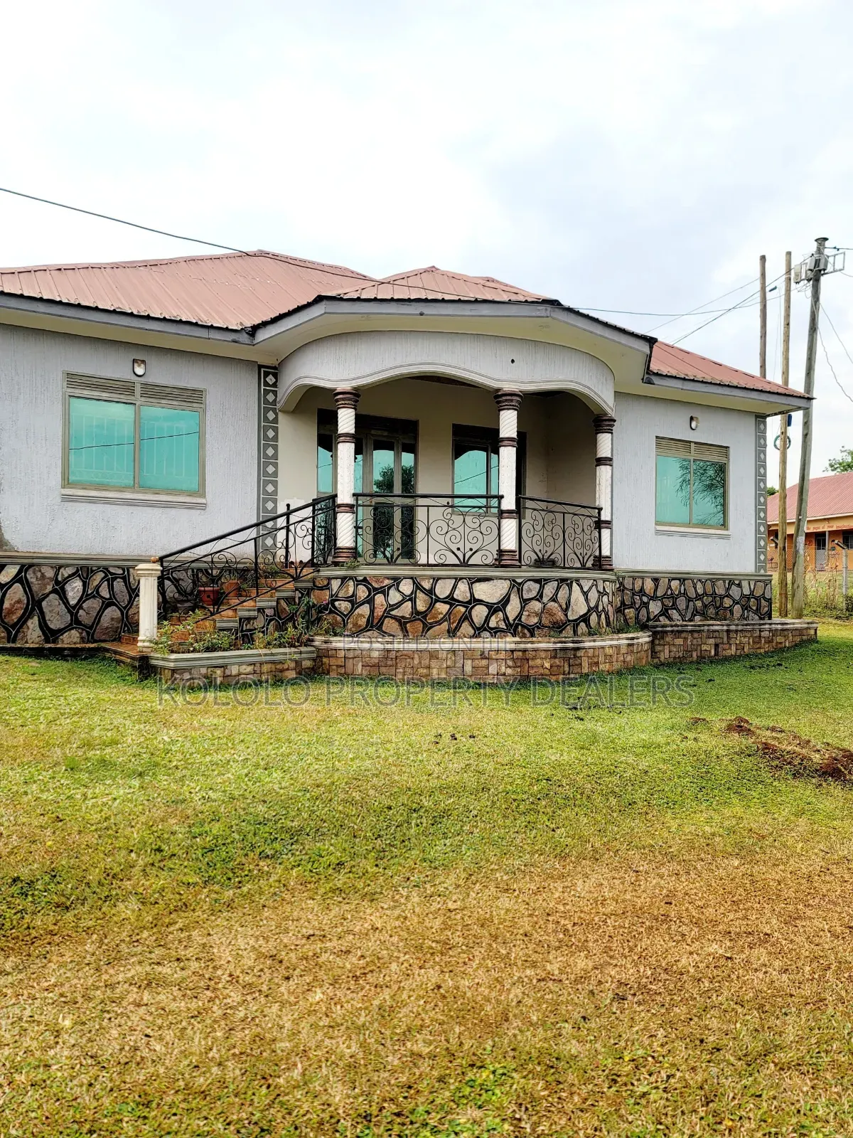4bdrm Bungalow in Kitende, Central Division for sale in Central Division