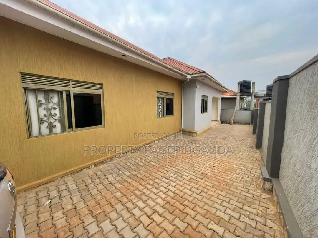 3bdrm Bungalow in Kira-Nsasa for rent in Kira