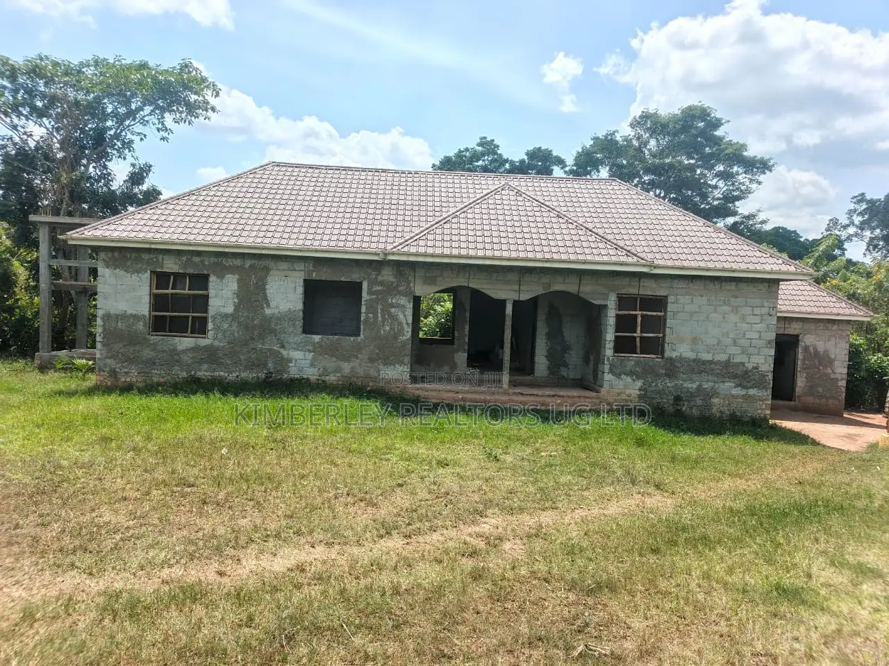 House for Sale – Mukono Nsambwe Estate in Mukono TC