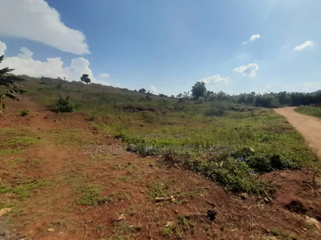 Land for Sale – Gayaza Kiwenda in Division A