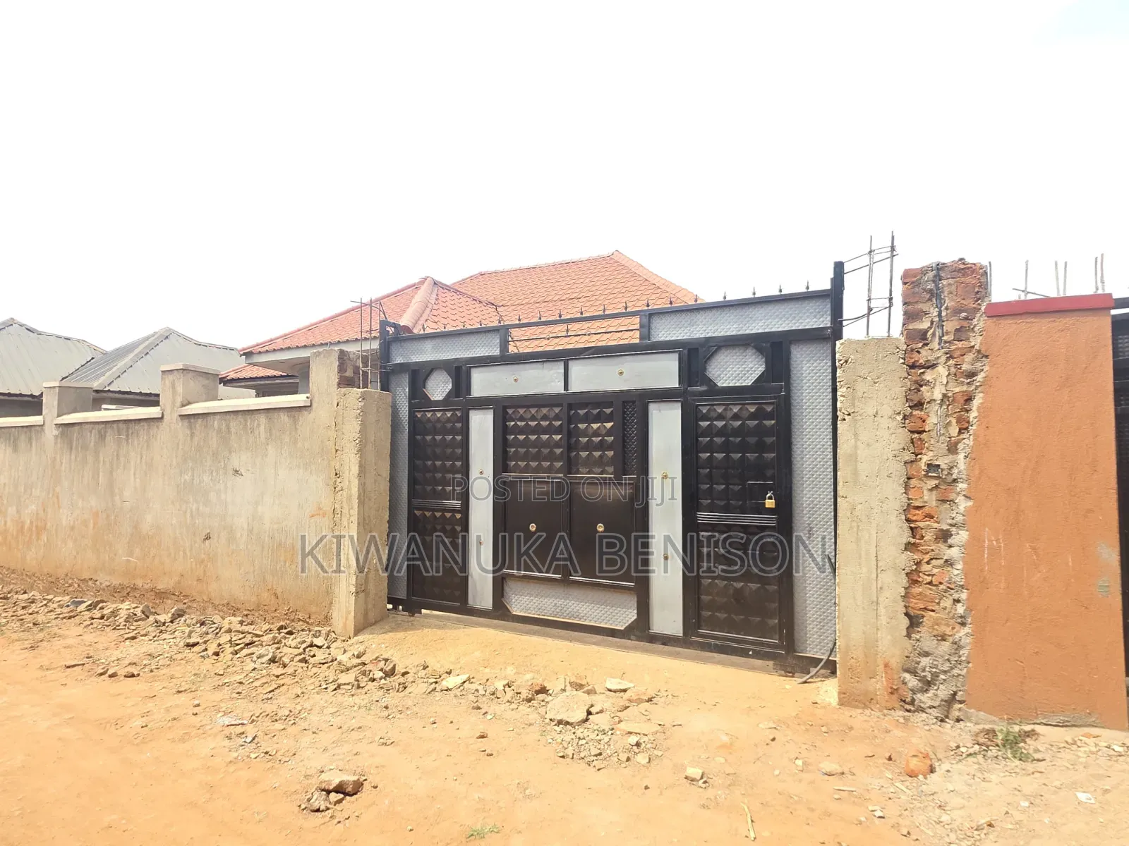 3bdrm House in Bulenga, Central Division for sale in Central Division